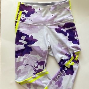 Peloton cropped leggings